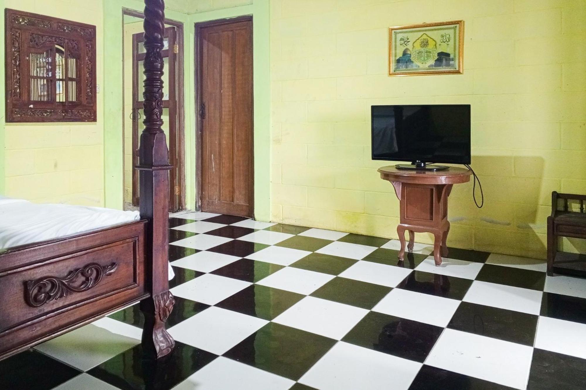 בוגור Villa Kampus Near Taman Safari Cisarua Puncak Redpartner מראה חיצוני תמונה