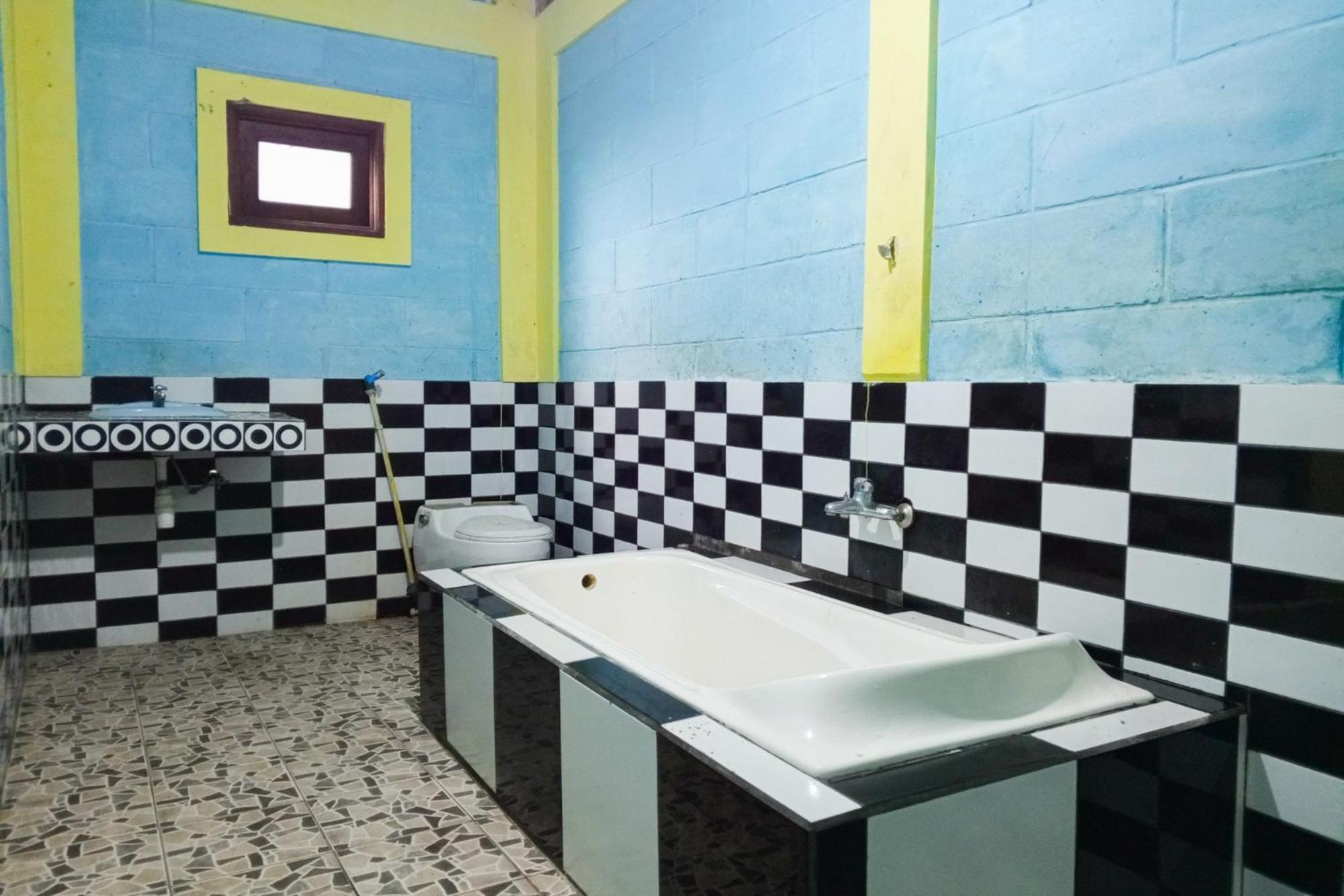 בוגור Villa Kampus Near Taman Safari Cisarua Puncak Redpartner מראה חיצוני תמונה
